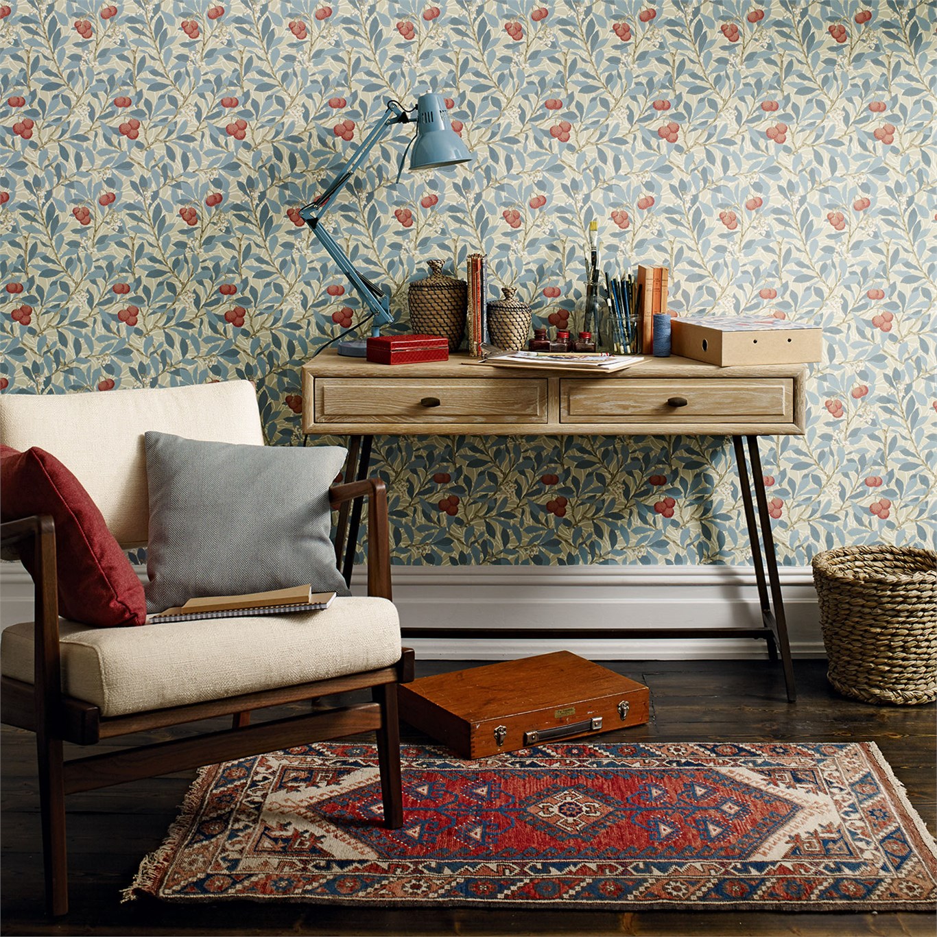 Обои Morris Archive Wallpapers III Arbutus 214718 фото в интерьере
